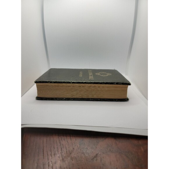 The Living Bible Paraphrased Genuine Cowhide Leather Tyndale 1974 38th Printing - Picture 8 of 9